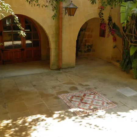 Ta' Farmhouse Holiday home